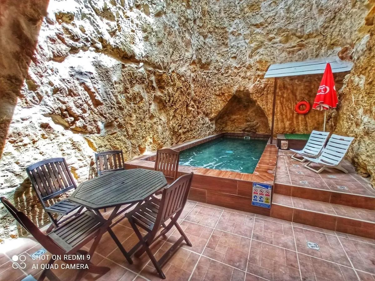 Town House With Private Pool In Village Centre Kalkara Malta