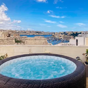 Valletta And Grand Harbour Lookout Kalkara